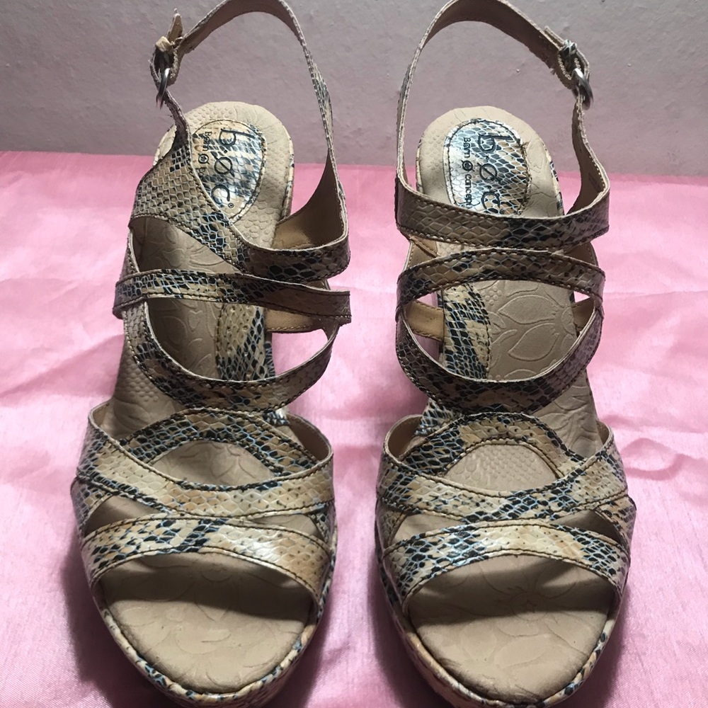 BOC Wedge Sandals. - Picture 8 of 8